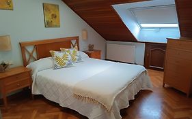 Apartamento Sleeps 6 With Garage